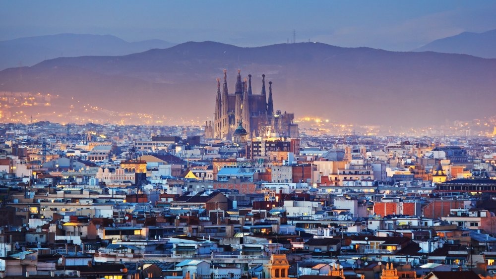 برشلونة