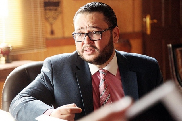 الفنان أحمد رزق ينتظر عرض يجعلو عامر 