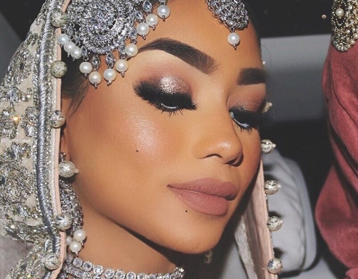 سابينا حنان بمكياج عرائسي رائع