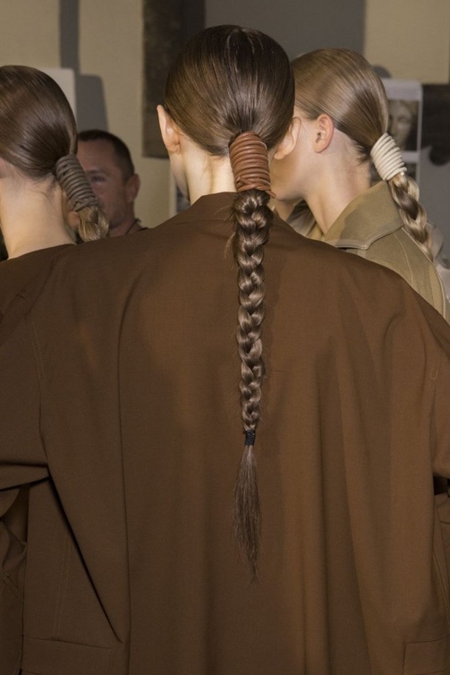 تسريحات شعر الضفائر من Max Mara