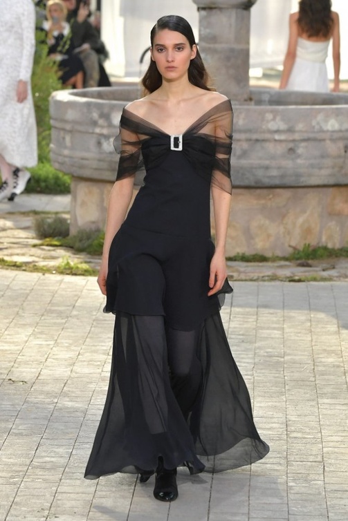 فساتين خطوبة 2020 من chanel