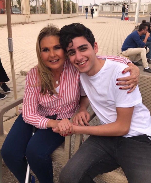 يسرا و تيام قمر