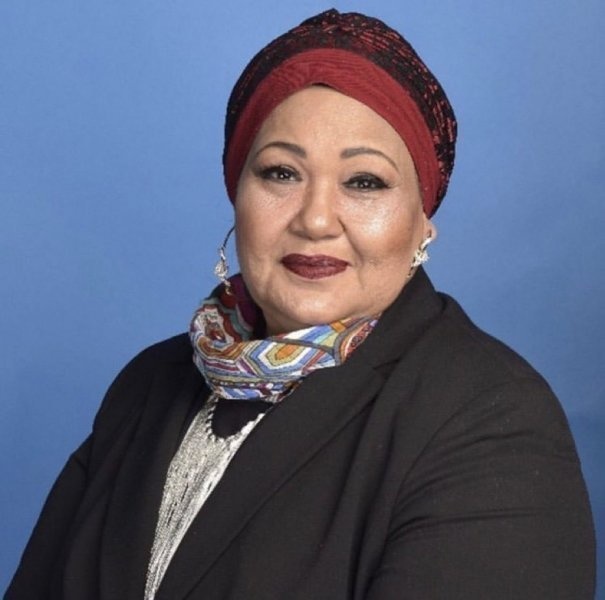 الفنانة انتصار الشراح