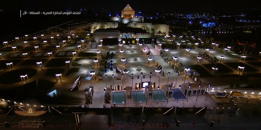 نجاح نقل المومياوات في موكب مبهر