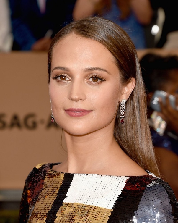أليشيا فيكاندر Alicia Vikander في حفل SAG Awards 2016