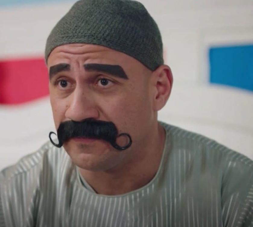أحمد مكي في شخصية الكبير أوي