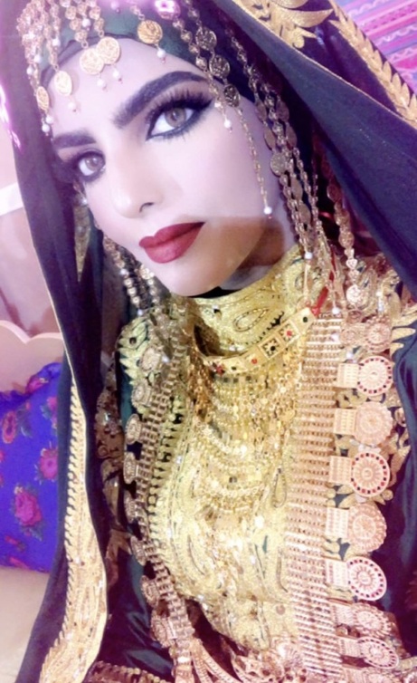 طلة سارة الجمالية من توقيع هميز بنجابي