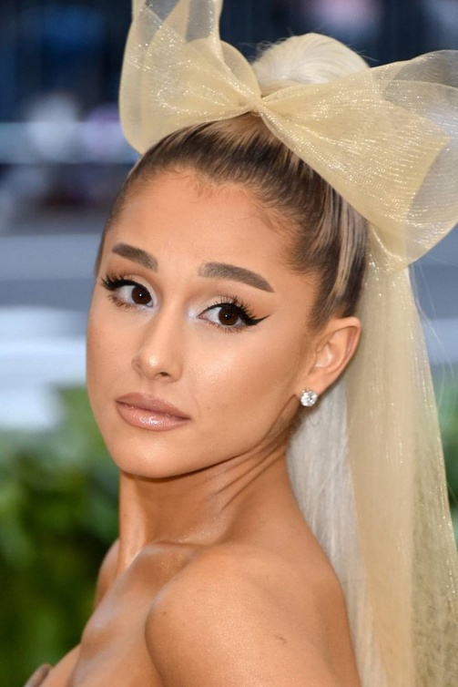 ariana grande 2018