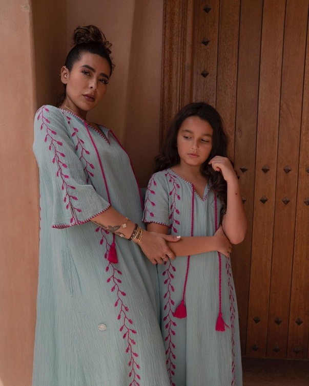 تصميم انيق ومريح من Nagsha Designs.