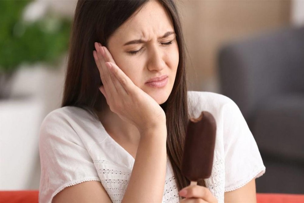 المشروبات الغازية تسبب آلام وضعف الأسنان