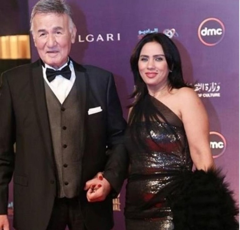 عزت ابو عوف واميرة