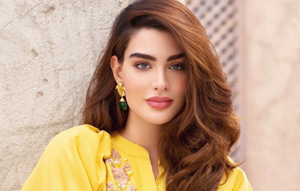 اطلالات جمالية ناعمة لشهر رمضان من وحي روان بن حسين