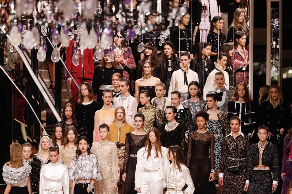 من عرض Metiers d'art 2019-2020
