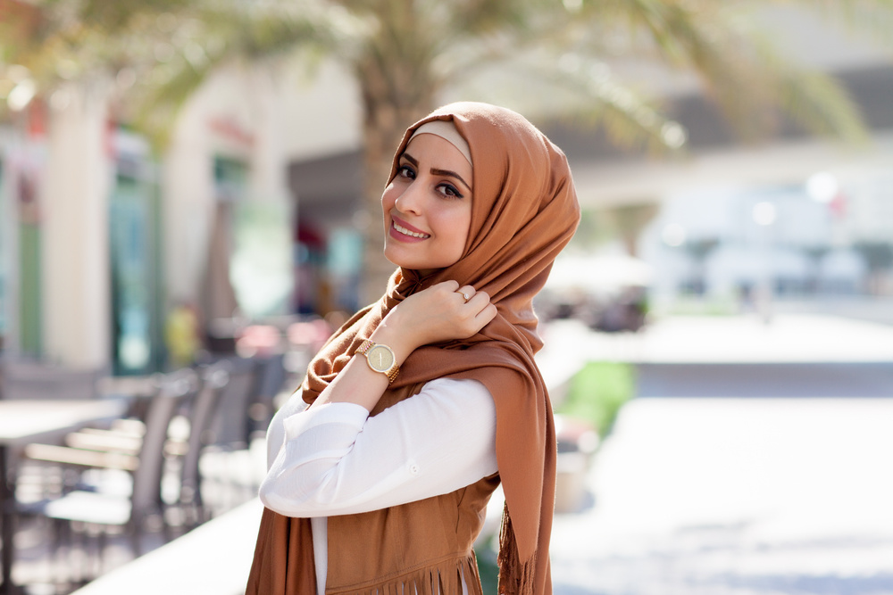 نصائح للمحجبات تمنحها شعر صحي