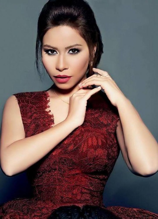 الفنانة شيرين عبدالوهاب