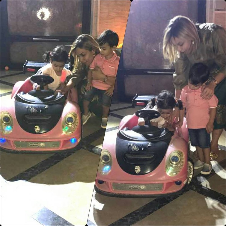 ريم البارودي مع أبناء صديقتها 