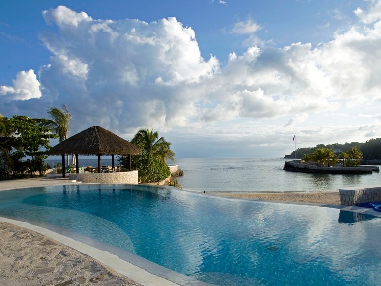 منتجع و فندق GoldenEye – المسبح GoldenEye Hotel & Resort - Pool