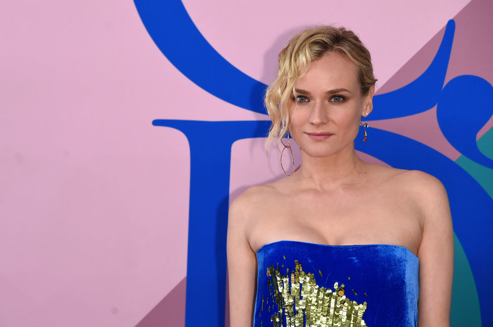 مكياج 2017 مع الظلال البرونزية بأسلوب Diane Kruger