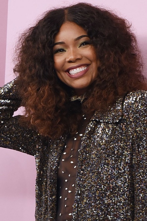 تسريحات شعر مجعد وعصري مع Gabrielle Union
