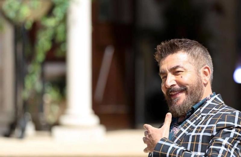 عابد فهد يجسد دور "جابر سلطان" الرجل الأمى الثري والطريف