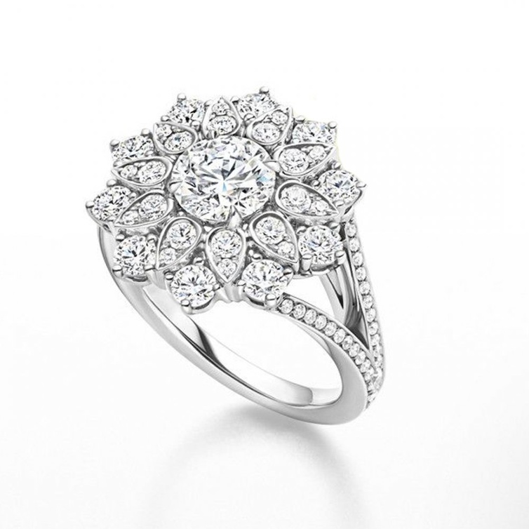 خاتم من هاري ونستونHarry Winston