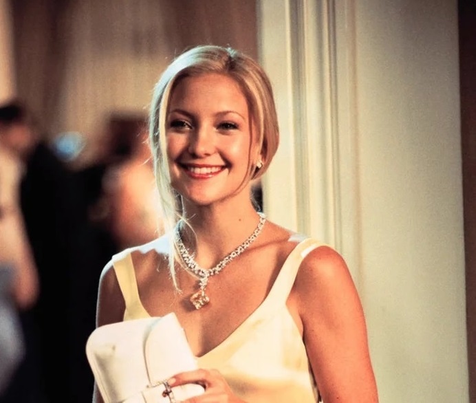 قلادة كيت هيدسون في How to Lose a Guy in 10 Days