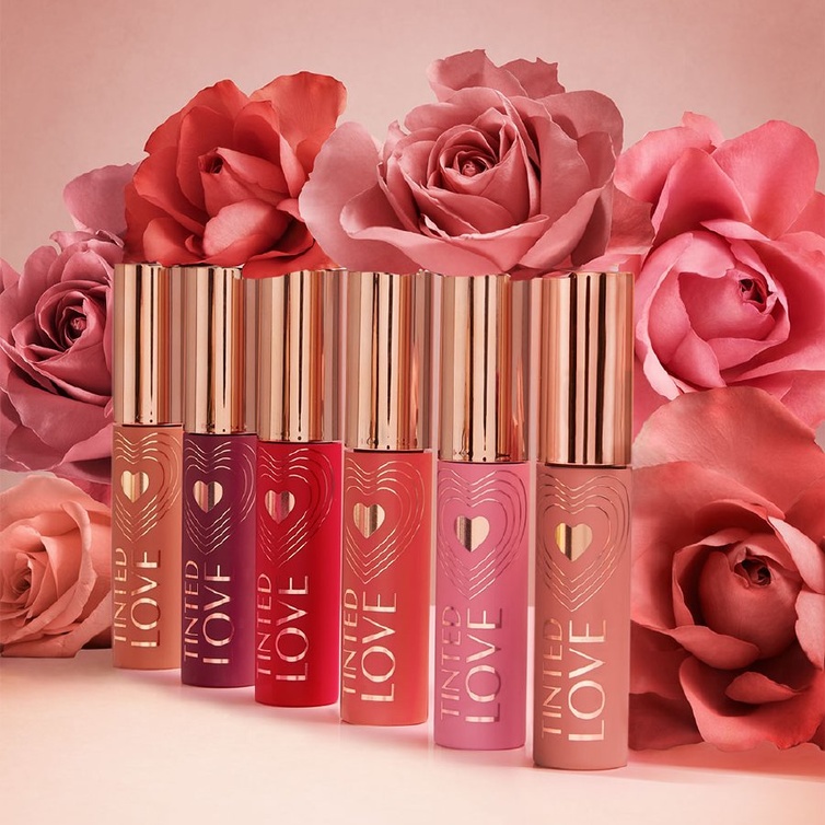 شارلوت تلبوري تقدّم مجموعتها الجديدة! LOOK OF LOVE
