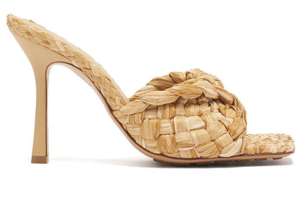 "بوتيغا فينيتا " Bottega Veneta 