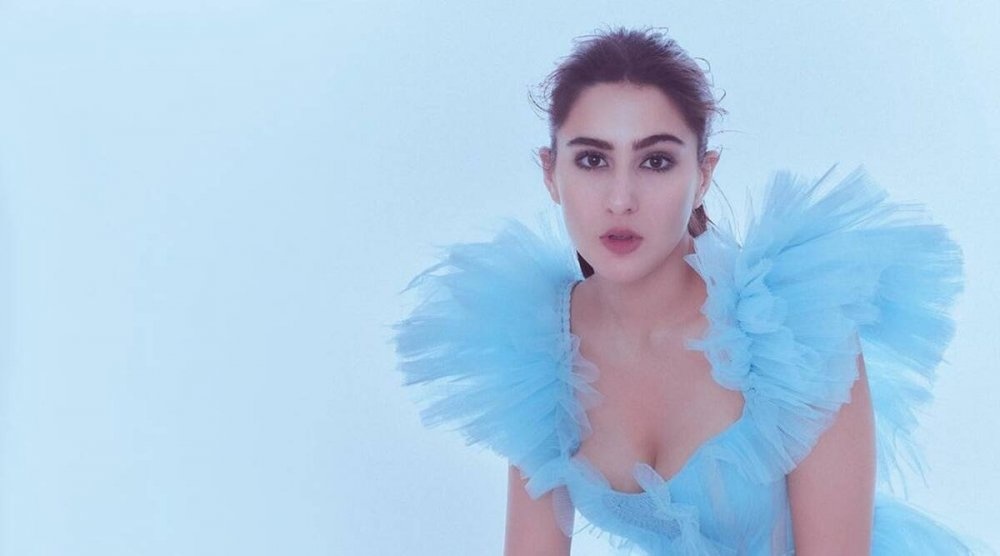 المغنية والممثلة رافينا تاندون
