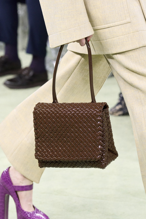 حقيبة قش من Bottega Veneta