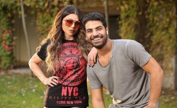 هيفاء وهبي ومدير اعمالها السابق