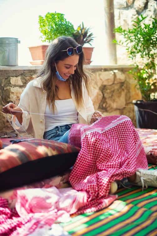إختارت الأميرة إيمان لوك كاجول وشبابي