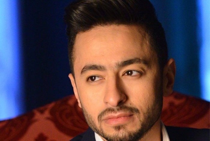 الفنان حمادة هلال 