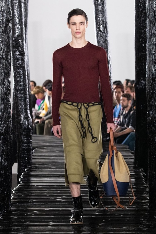 مجموعة Loewe للألبسة الرجالية لخريف وشتاء 2020