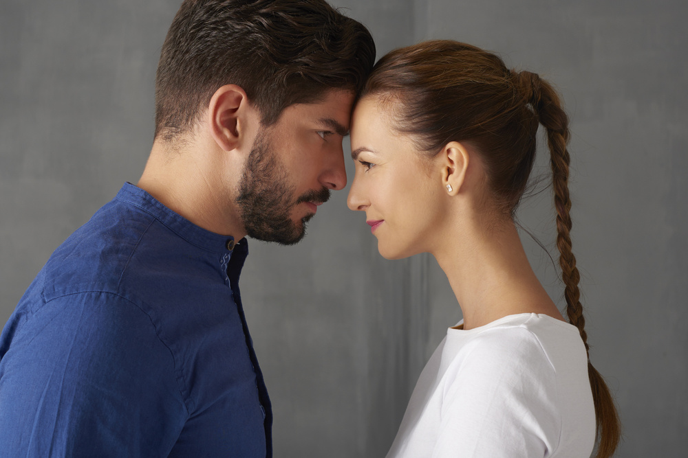 نظرة الرجل للمراة في مراحل عمره المختلفة