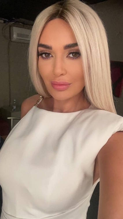 من اطلالات سيرين في مسلسل "دور العمر"   صورة من حساب سيرين عبد النور على انستغرام
