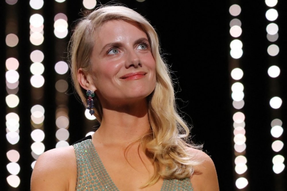 Melanie Laurent ميلاني لوران بمجوهرات من كارتييه Cartier 