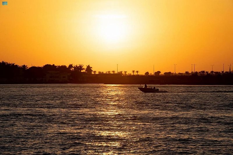 خليج أبحر وجهة استثنائية لعشاق المغامرات البحرية في جدة - مصدر واس