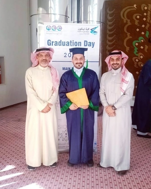 أحمد الحساوي ووالده الفنان إبراهيم الحساوي