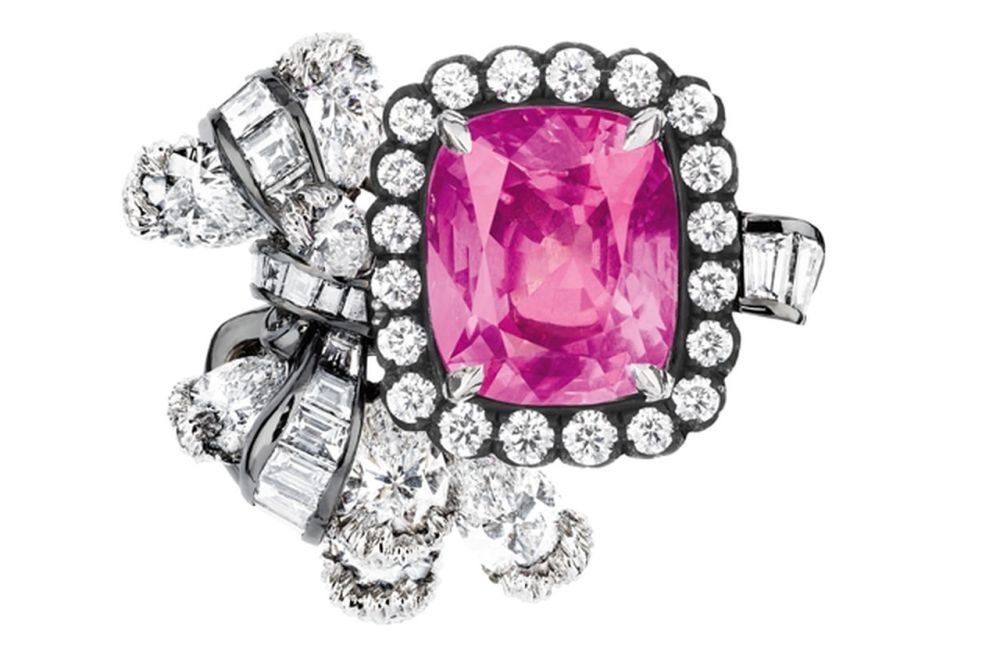 خاتم الماس مع ياقوت وردي من مجوهرات ديور Dior