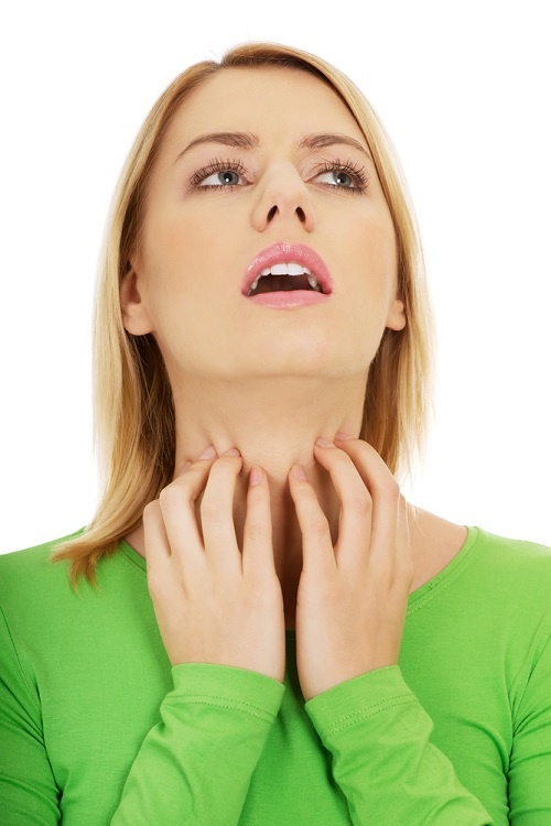 مشكلة الذقن المزدوج تؤرق النساء