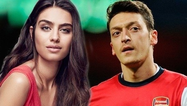 مسعود اوزيل وخطيبته التركية