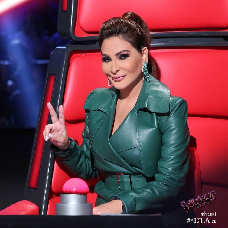 إليسا حرصت على تكون أكثر جمالا في فترة مرضها