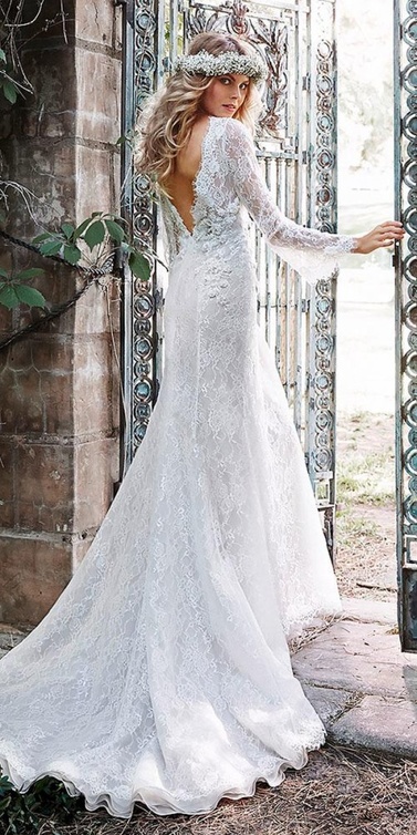 فستان من maggie sottero
