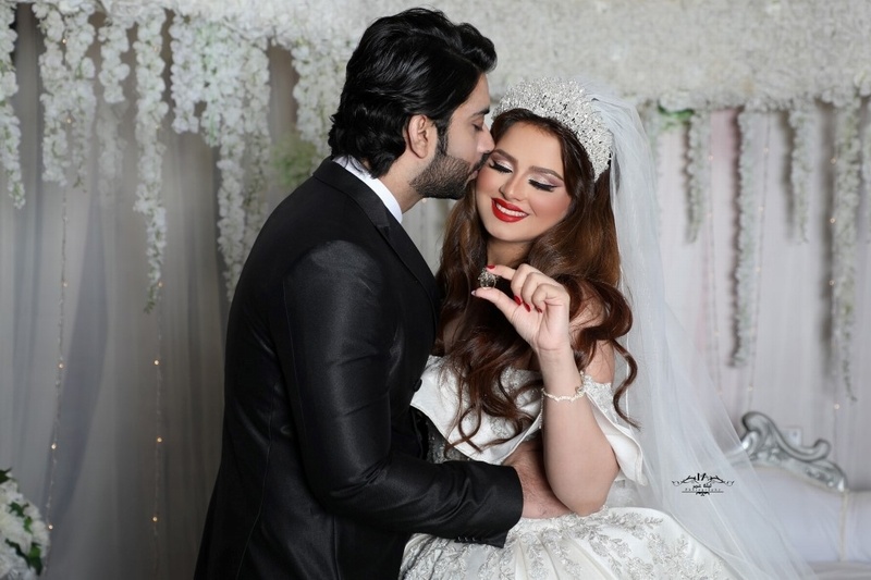 تصوير عروسين من المصوره السعودية منال أحمد