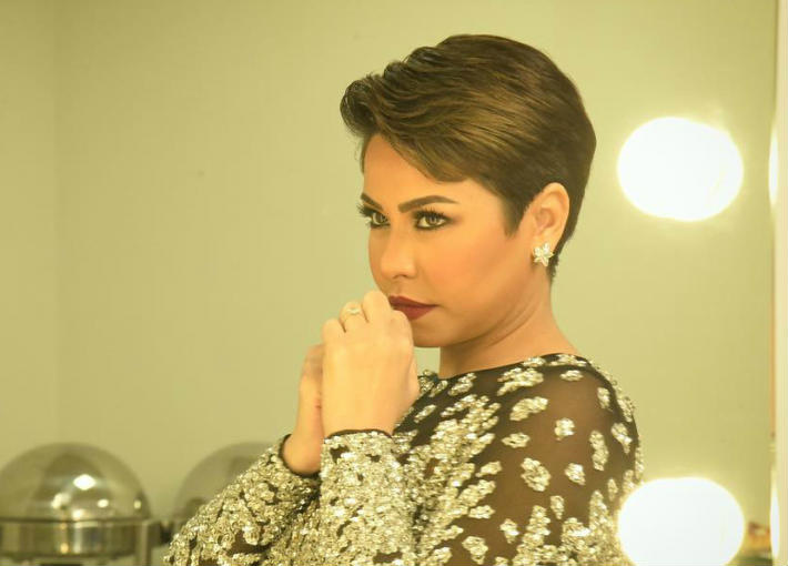 شيرين عبد الوهاب وجهت رسالة لنادين نجيم