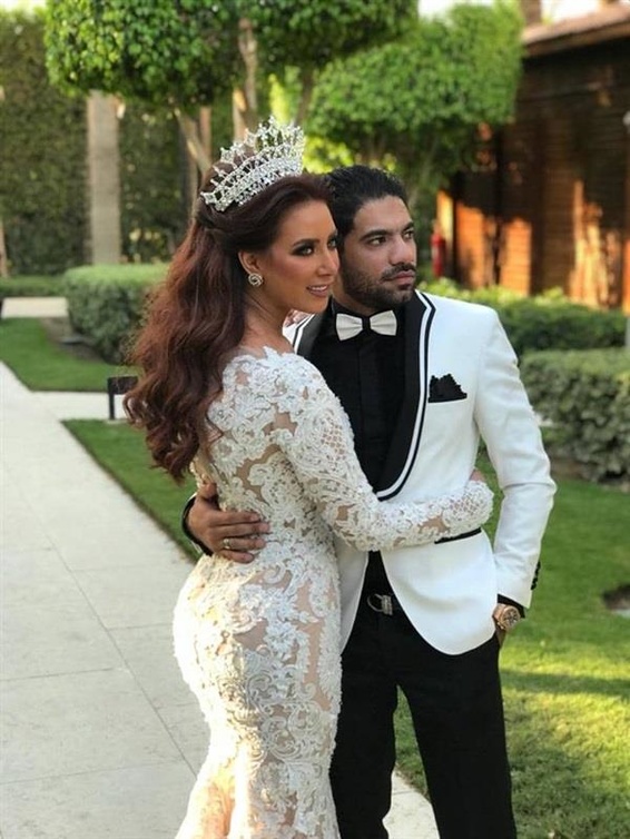 الممثلة هبة عبد العزيز ومحمد فودة
