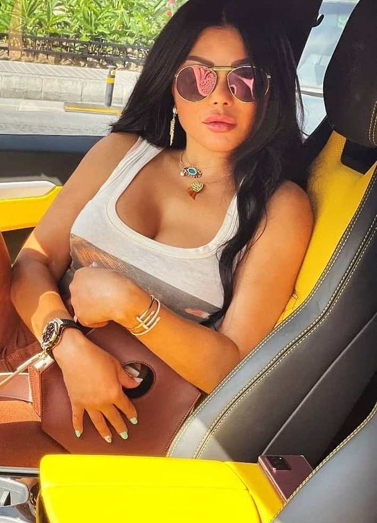 سوار هيفاء وهبي من كارتييه