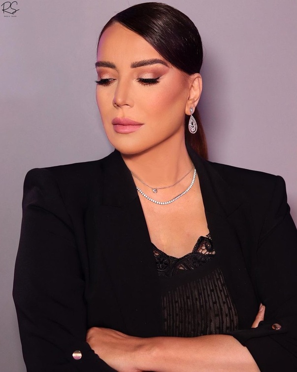 الفنانة شكران مرتجى 