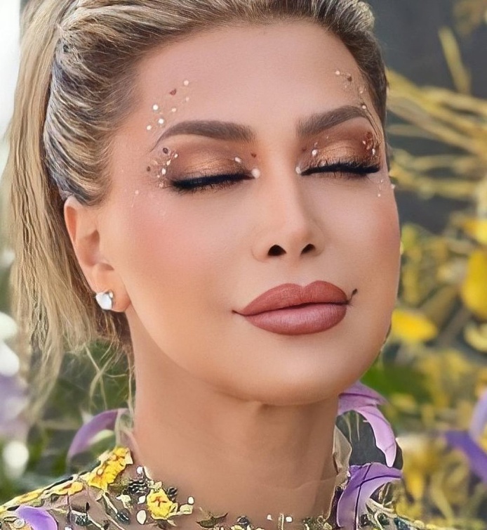 نوال الزغبي اطلت بصيحة الستراس